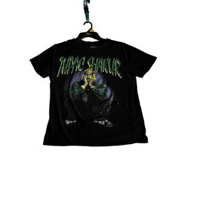 2 PAC MEN’S GRAPHIC SHORT SLEEVE T-SHIRT SZ M